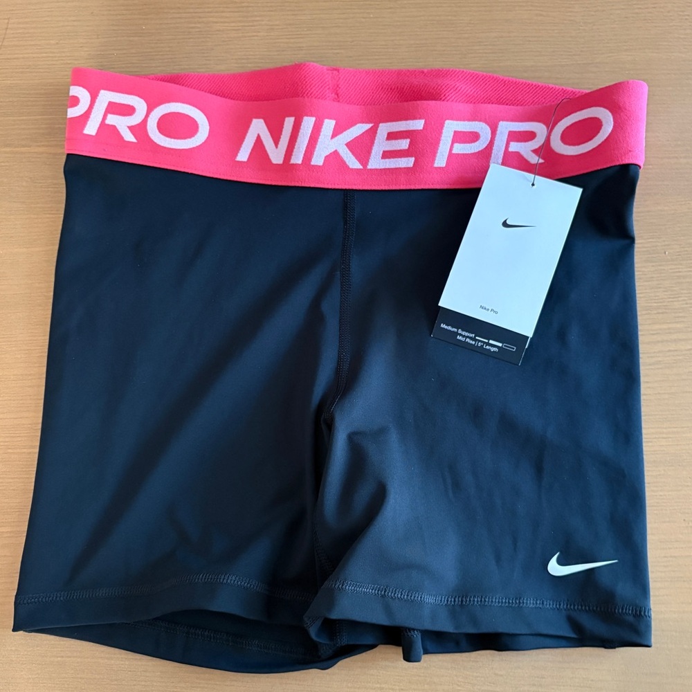 NIKE PRO Women Black Shorts with Pink Waistband Medium Support 5” length